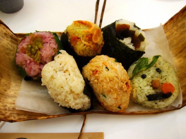 地元食材を活用した「おむすびコンテスト」が開催されました。