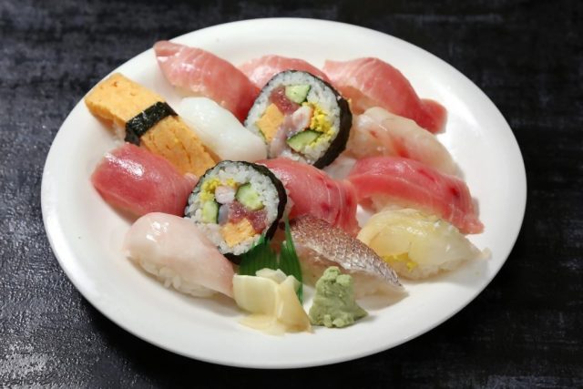 どんぶりや清水ありがとう食堂